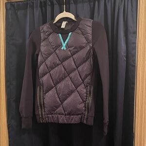 Girls Ivivva by Lululemon black size 12 crew neck pullover